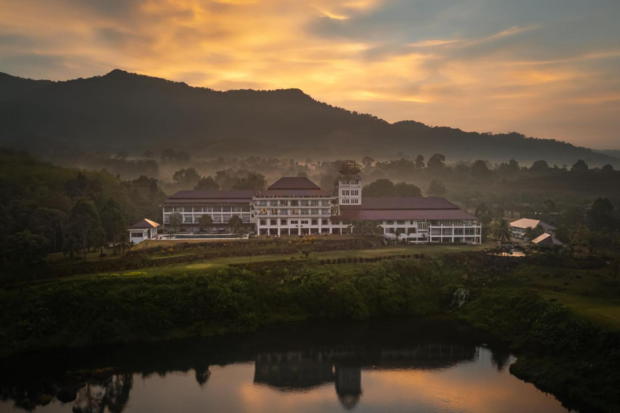 Katathong Golf Resort & Spa Phang Nga Ngoại thất bức ảnh
