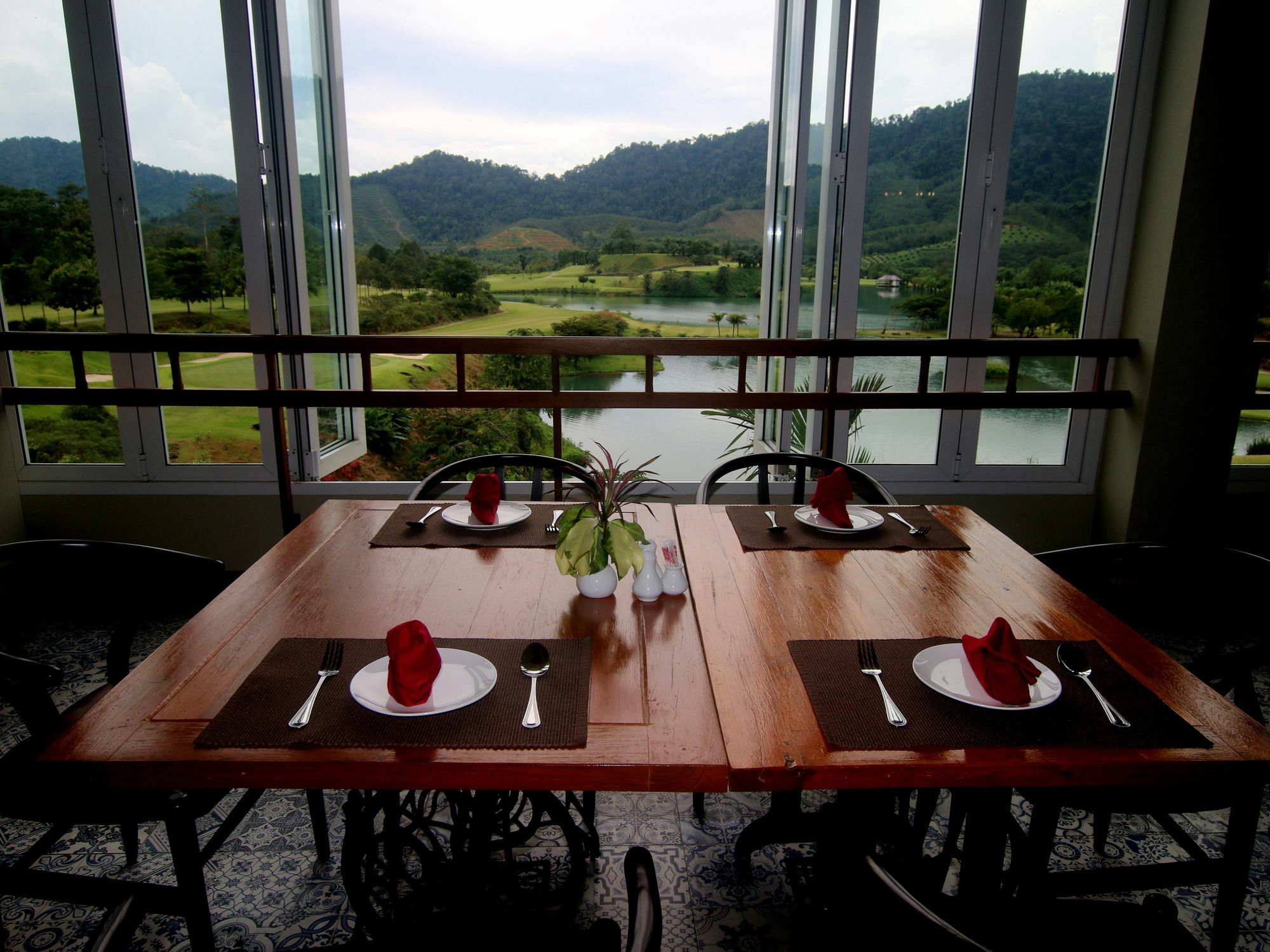 Katathong Golf Resort & Spa Phang Nga Ngoại thất bức ảnh